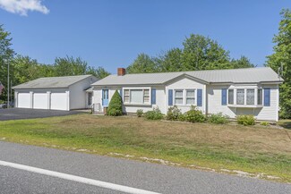 756 River Rd, Windham, ME 04062