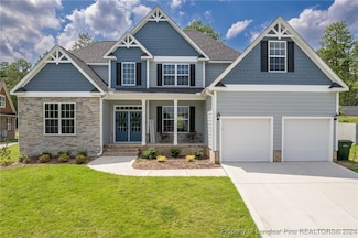 543 W Summerchase Dr, Fayetteville, NC 28311