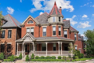 884 Neil Ave, Columbus, OH 43215