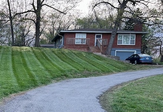 2902 S Broadway, Oak Grove, MO 64075