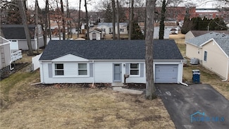 5263 Burgess Dr, Sylvania, OH 43560