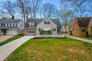 2304 S Belvoir Blvd, Cleveland, OH 44118