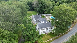 685 Highland St, Marshfield, MA 02050