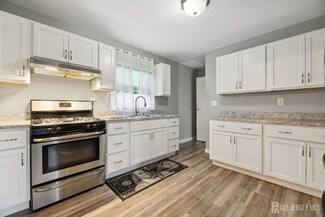 21 Diane Ave, Old Bridge, NJ 08857