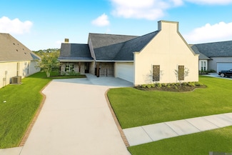 21478 Yellow Fin Dr, Springfield, LA 70462