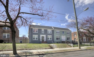 257 Newcomb St SE Unit 4, Washington, DC 20032
