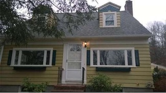 780 Pleasant St, Rochdale, MA 01542