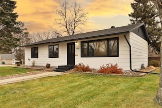 1005 N St NE, Brainerd, MN 56401