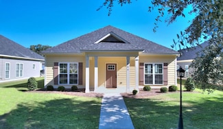 1666 Arlington Park Cir, Albany, GA 31701