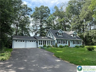 3522 Ridge Ln, Slatington, PA 18080