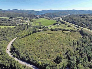 655 Kinsey Rd, Barton, VT 05822