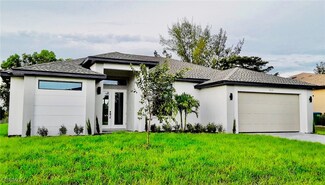 2909 39th St SW, Lehigh Acres, FL 33976