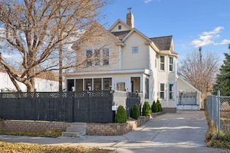 613 Harrison St NE, Minneapolis, MN 55413