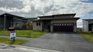 1226 Northpointe Bluff Dr, Anchorage, AK 99501