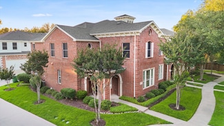 152 Leonard St, Lewisville, TX 75057