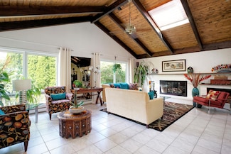 150 Birch Ln, North Falmouth, MA 02556