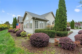 4278 Plantation Ridge Ln, Greensboro, NC 27409