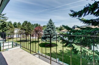 1914 SW 318th Place Unit 15D, Federal Way, WA 98023