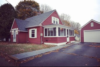 41 Mount Auburn St, Somersworth, NH 03878