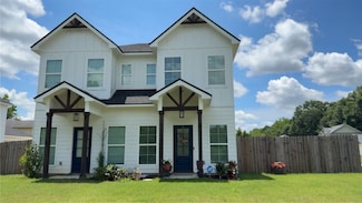 105 Cove Creek Dr, Opelika, AL 36804