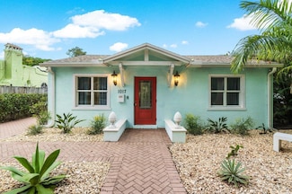 1017 Upland Rd, West Palm Beach, FL 33401