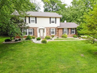10325 Golterman Dr, Saint Louis, MO 63126