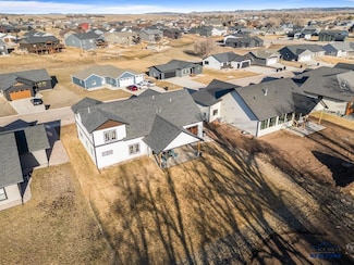 3852 E Beartooth Loop, Spearfish, SD 57783