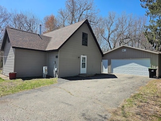 601 E Berlin St, Neshkoro, WI 54960