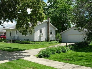 157 Franklin St, Oswego, IL 60543