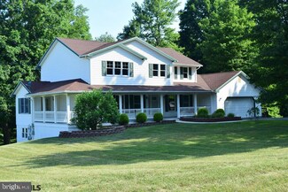 49 Donna Cir, Port Matilda, PA 16870