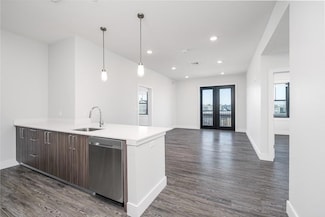 16 Laurel St Unit 202, Everett, MA 02149