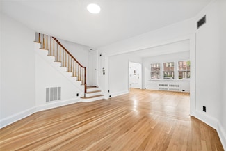 408 Burns St, Forest Hills, NY 11375