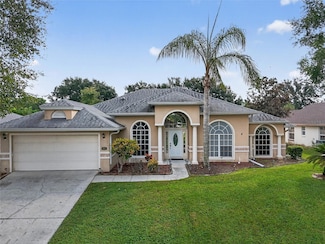 937 Cumberland Cir, Minneola, FL 34715