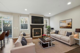 6935 Archer Trail, Inver Grove Heights, MN 55077
