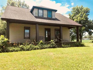 9820 E 400 S, Upland, IN 46989