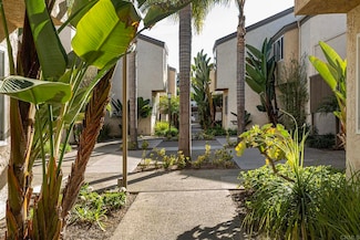 8666 Via Mallorca Unit I, La Jolla, CA 92037