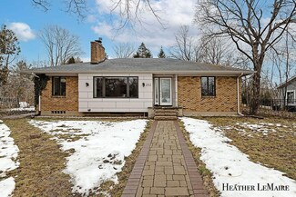 252 Hodenpyl Rd SE, Grand Rapids, MI 49506