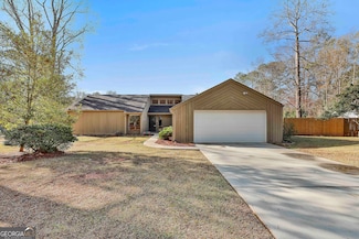 204 Broken Bit Way, Peachtree City, GA 30269