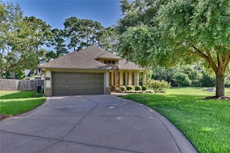 2601 Red Oak Cir, Brenham, TX 77833