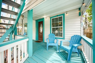 2014 39th St, Galveston, TX 77550