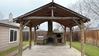 1005 Greenbend Dr, Denton, TX 76210