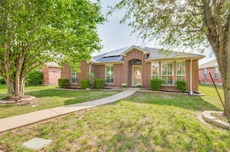2914 Midbury Dr, Lancaster, TX 75134