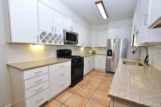 253 Garth Rd Unit 1S, Scarsdale, NY 10583