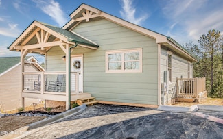 854 Osprey Way, Pigeon Forge, TN 37863