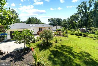215 Hutton St, Gaithersburg, MD 20877