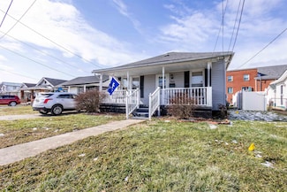 3604 Lark St, Catlettsburg, KY 41129