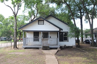 2501 Avenue G, Rosenberg, TX 77471