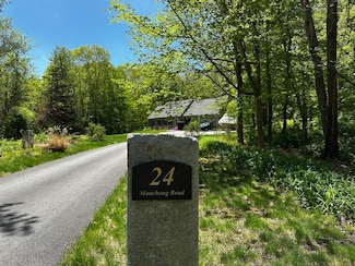 24 Manchaug Rd, Sutton, MA 01590