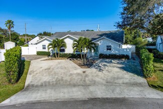 6075 Francis St, Jupiter, FL 33458