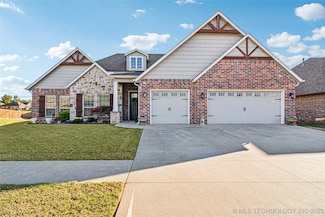 1024 E 135th Place, Glenpool, OK 74033